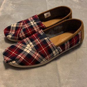 Size 8.5 Plaid RW&B Toms